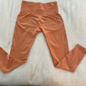 NVGTN Contour Seamless Leggings size Small